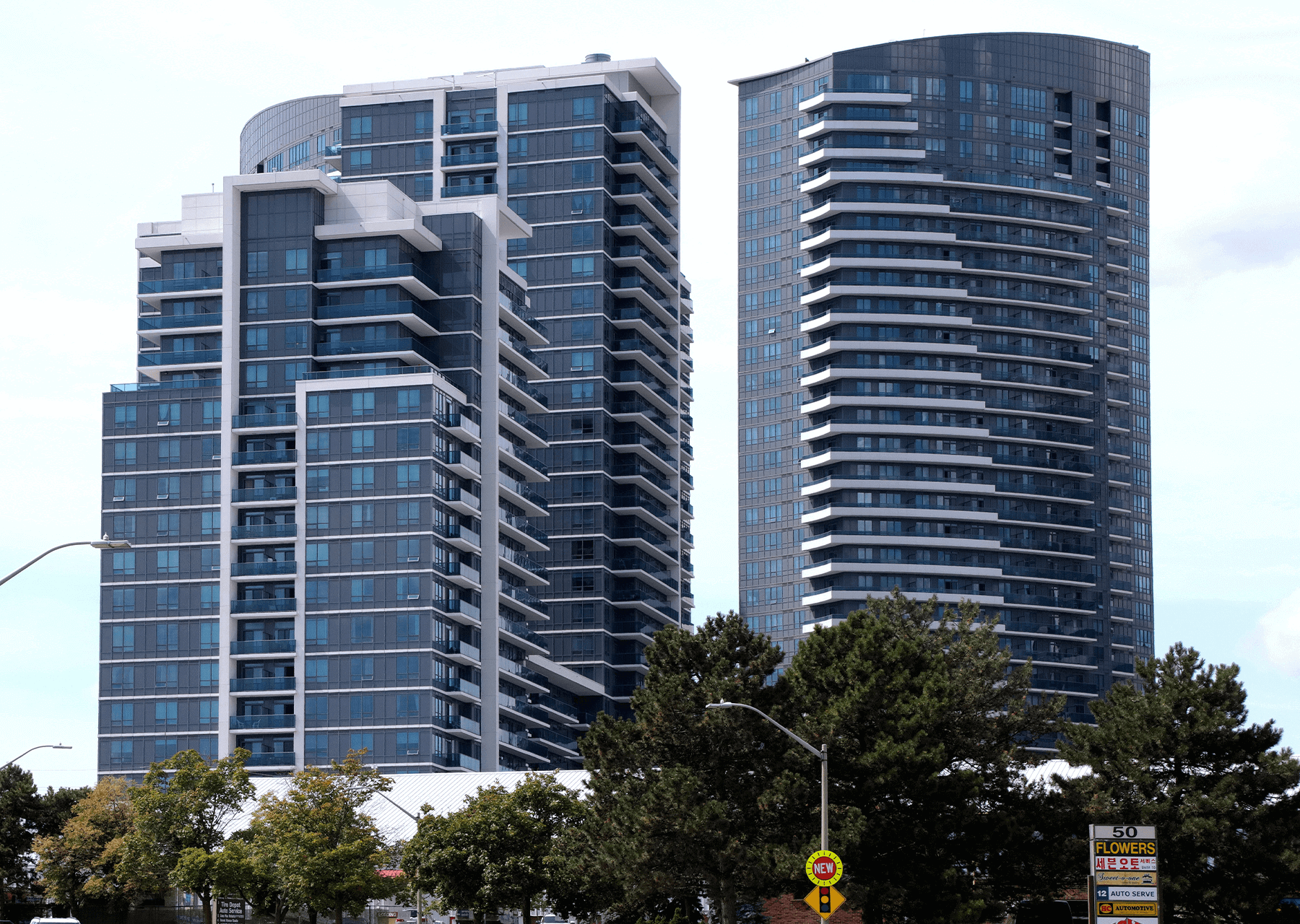 World on Yonge building